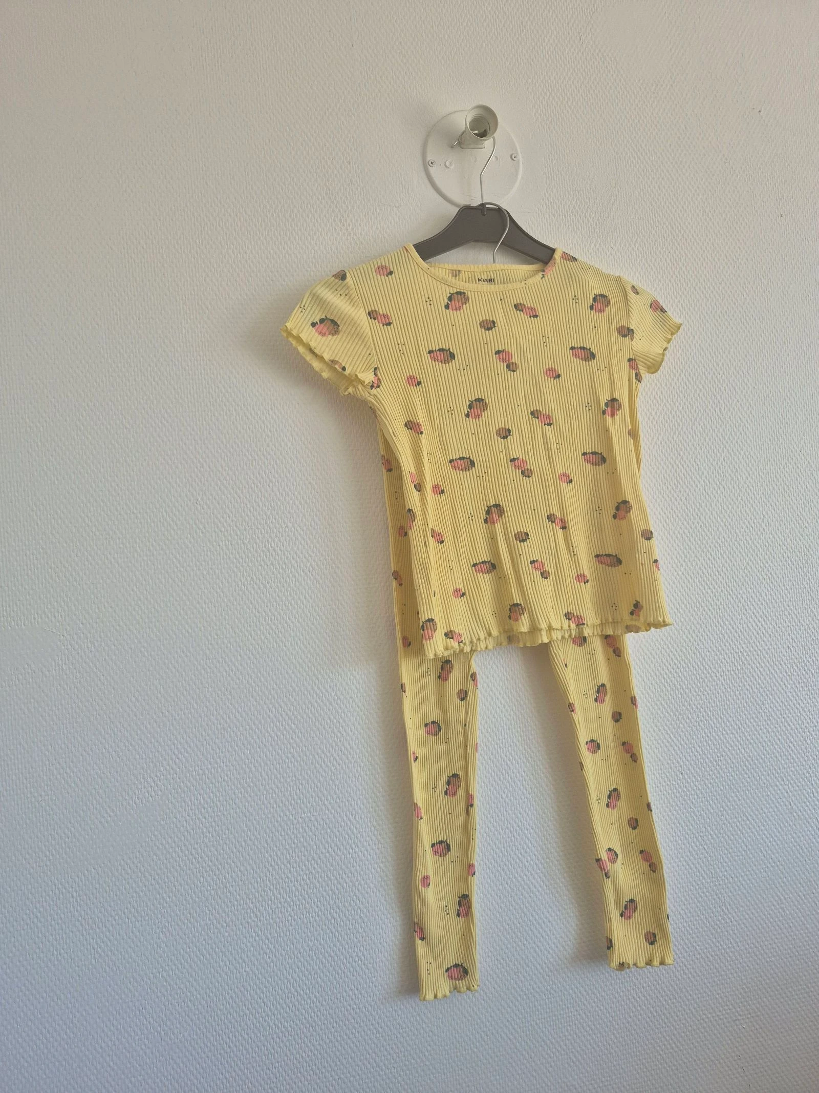 🍑 Ensemble Kiabi – 10 ans 🍑 – photo 2